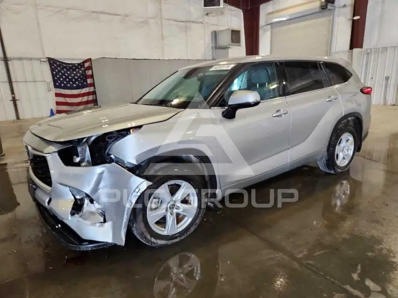 2021 Toyota Highlander фото