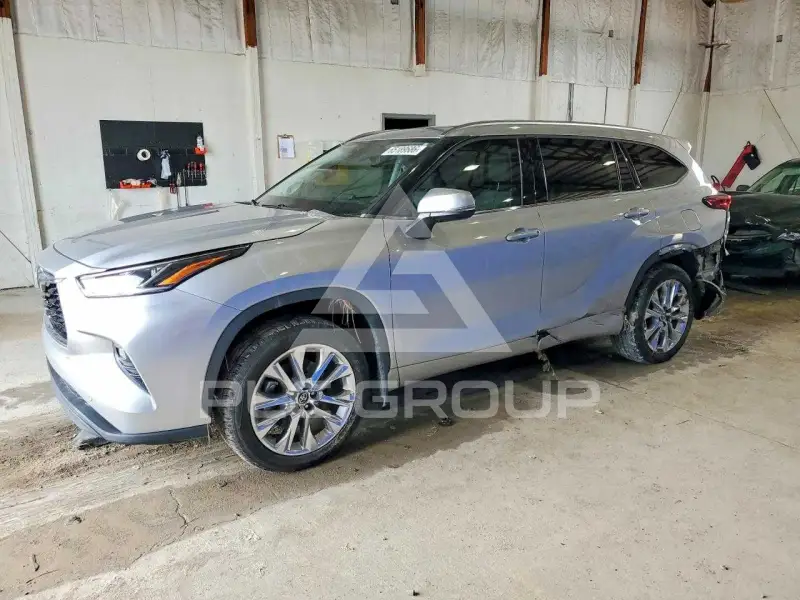 2021 Toyota Highlander фото