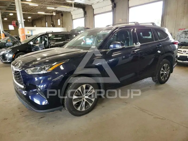 2021 Toyota Highlander фото