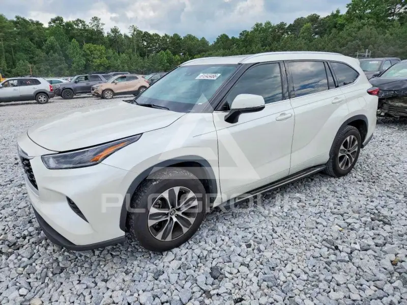 2021 Toyota Highlander фото