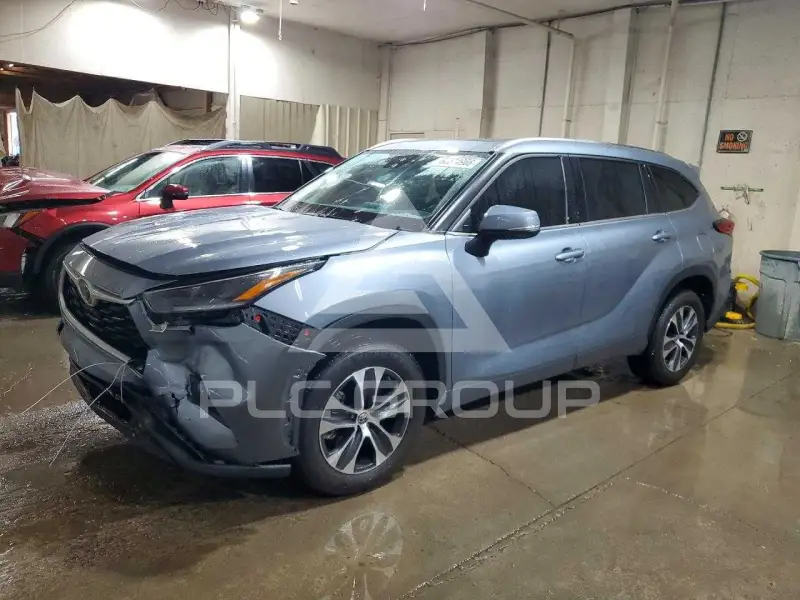 2021 Toyota Highlander фото