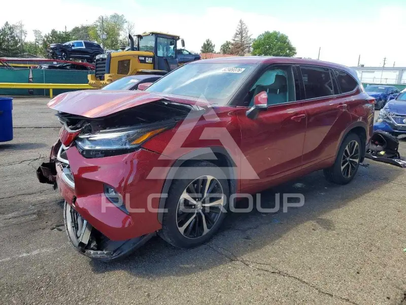 2021 Toyota Highlander photo