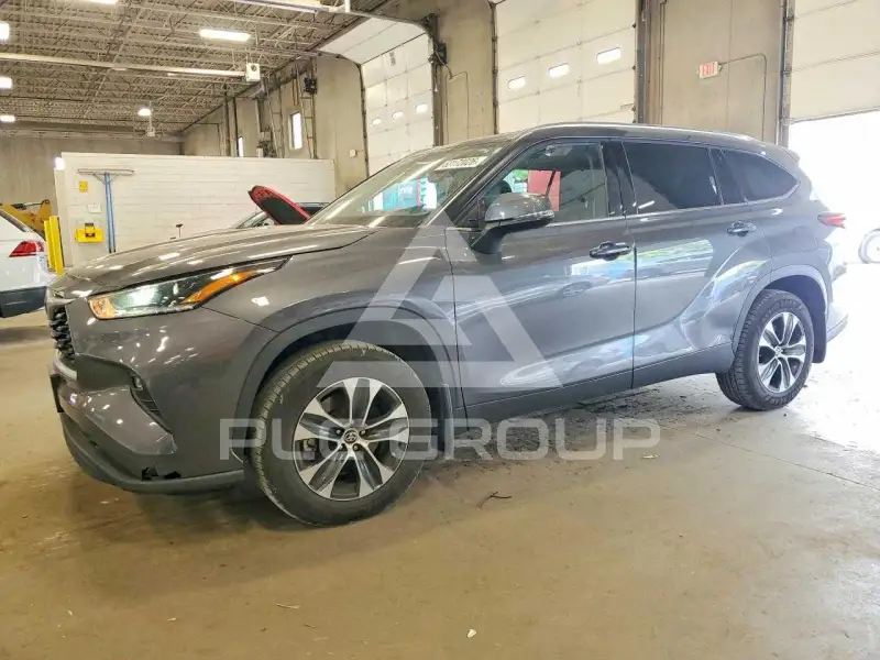 2021 Toyota Highlander фото