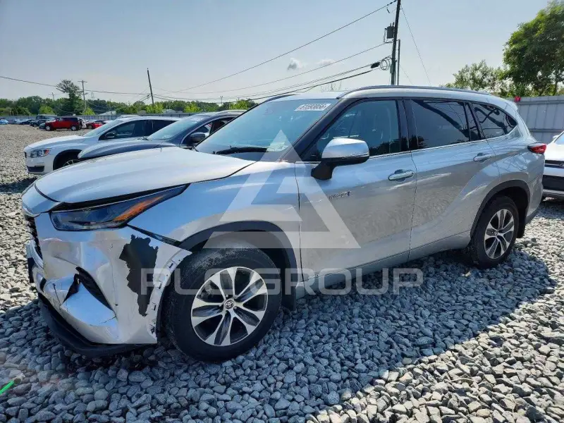 2021 Toyota Highlander фото