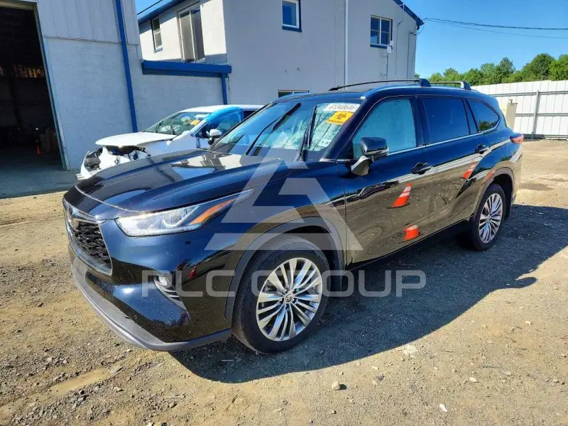 2021 Toyota Highlander фото