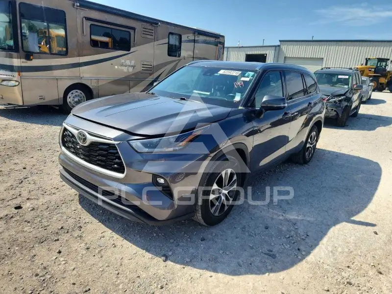 2021 Toyota Highlander фото