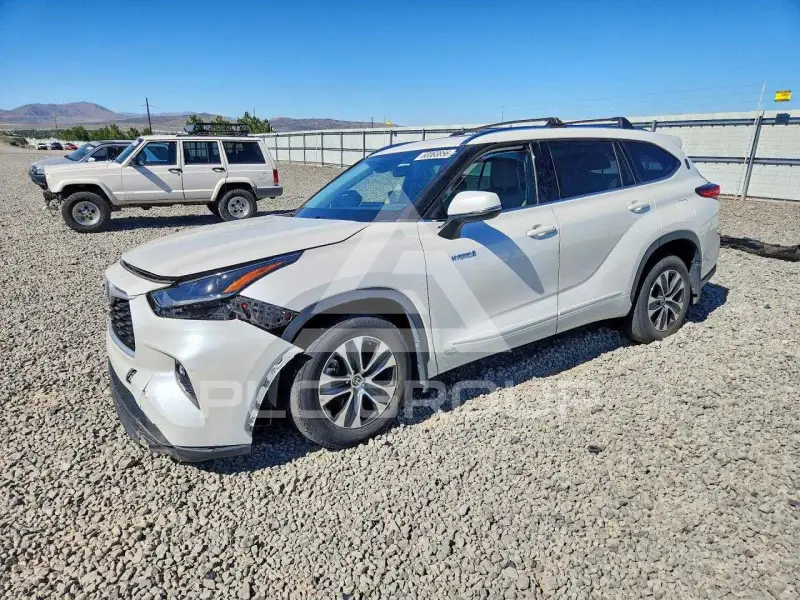 2021 Toyota Highlander фото