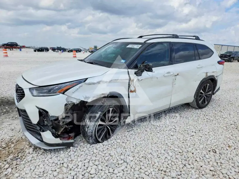 2021 Toyota Highlander фото