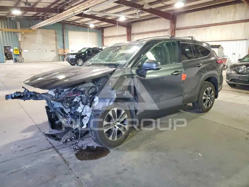 2021 Toyota Highlander фото