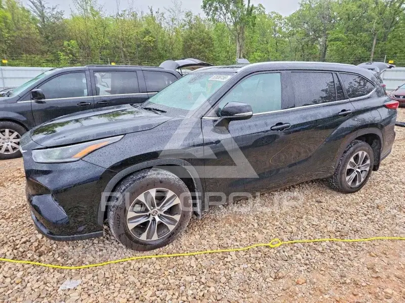 2021 Toyota Highlander фото