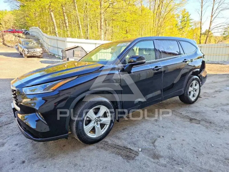 2021 Toyota Highlander photo
