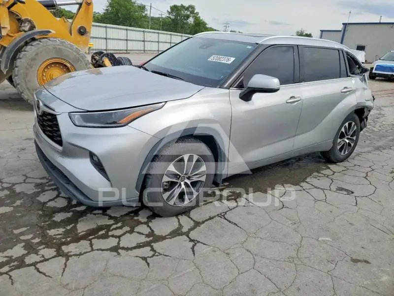2021 Toyota Highlander фото