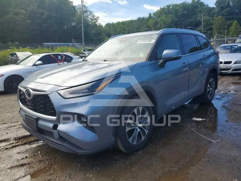 2021 Toyota Highlander фото