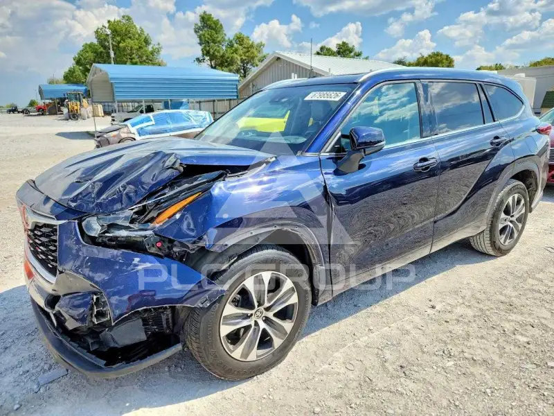 2021 Toyota Highlander фото