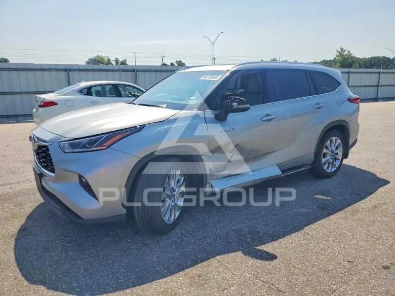 2021 Toyota Highlander фото