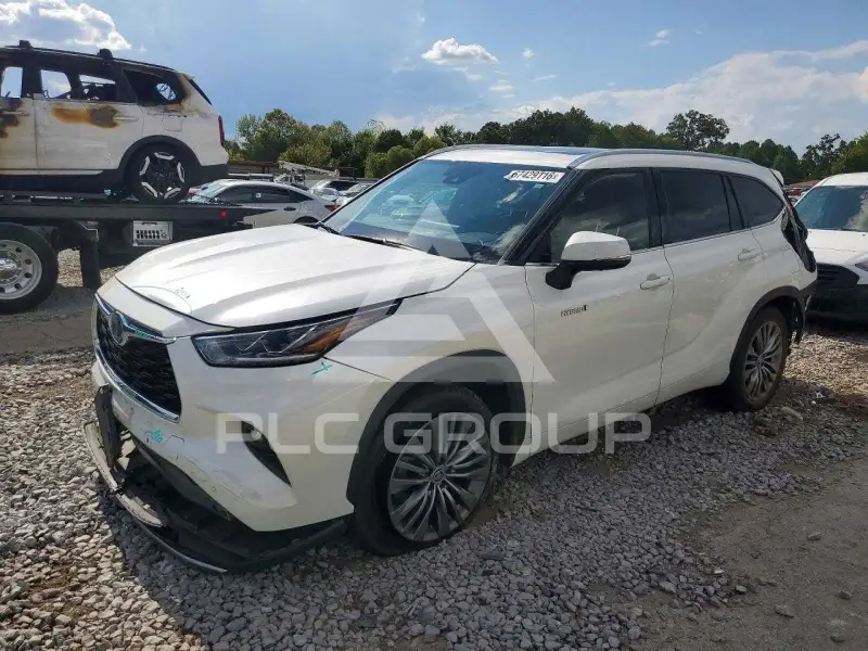 2021 Toyota Highlander фото