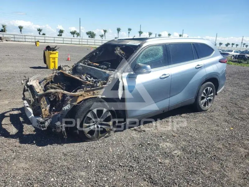 2021 Toyota Highlander фото