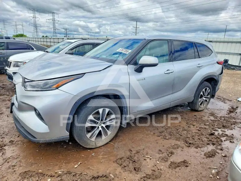 2021 Toyota Highlander фото
