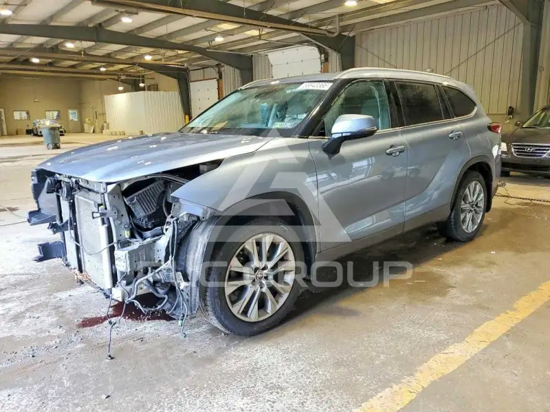 2021 Toyota Highlander фото