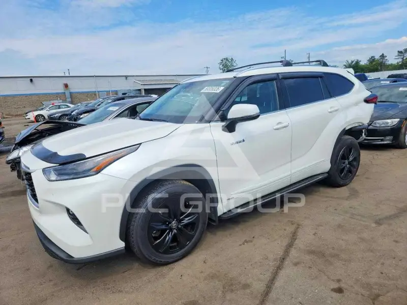 2021 Toyota Highlander фото