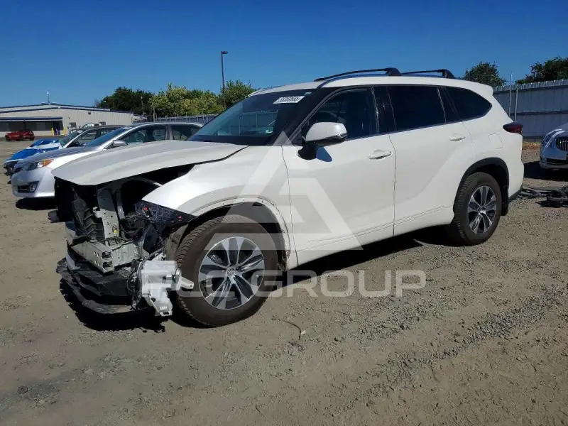 2021 Toyota Highlander фото