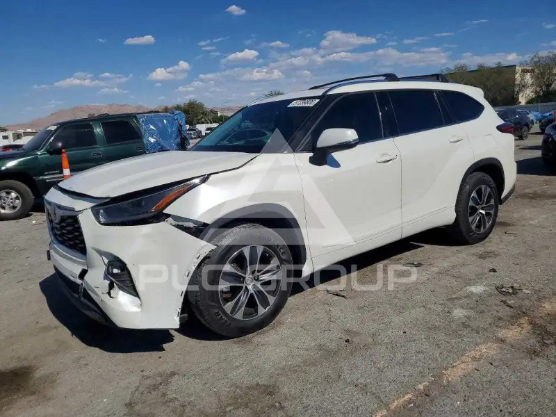 2021 Toyota Highlander фото