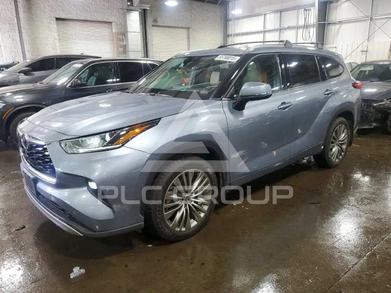2021 Toyota Highlander фото