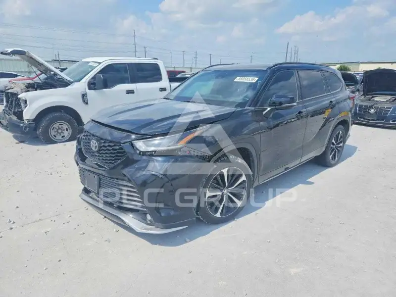 2021 Toyota Highlander фото