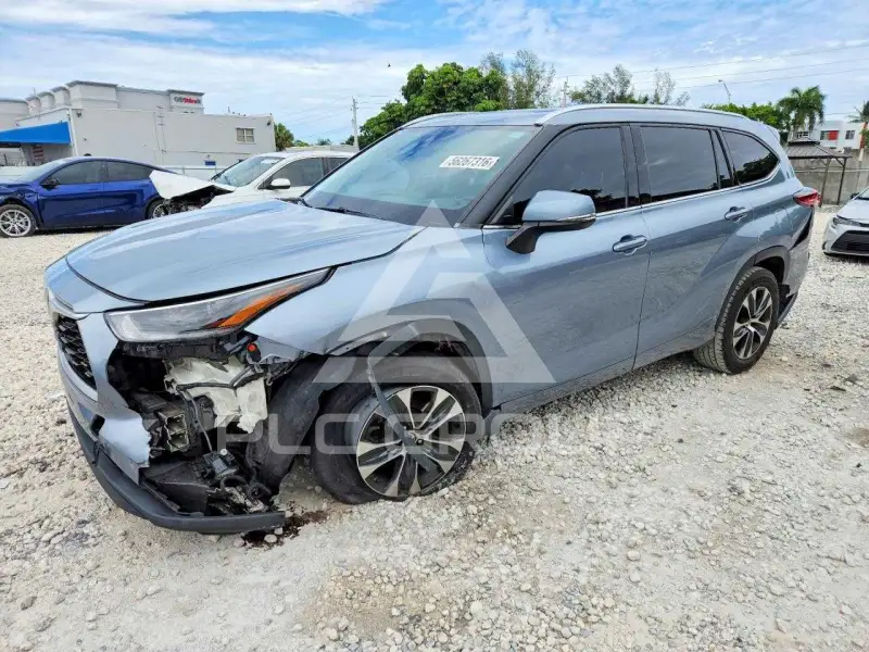 2021 Toyota Highlander фото