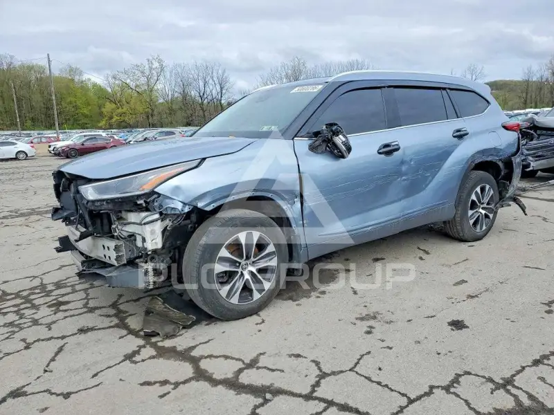 2021 Toyota Highlander фото
