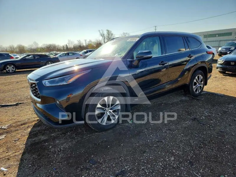2021 Toyota Highlander фото
