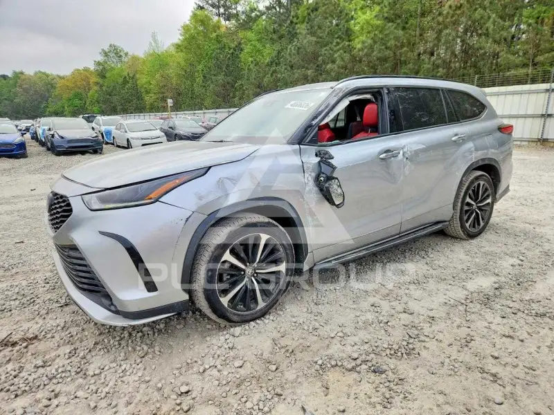 2021 Toyota Highlander фото