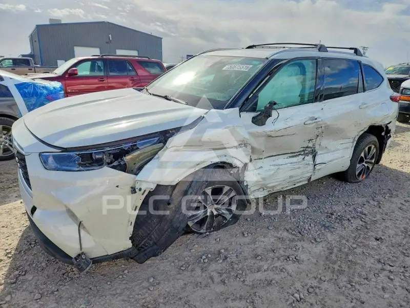 2021 Toyota Highlander фото