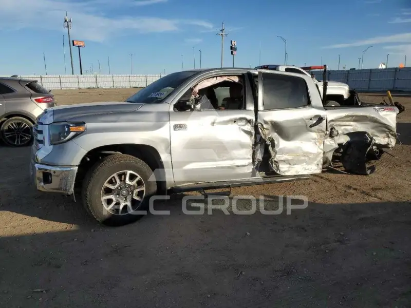 2021 Toyota TUNDRA фото