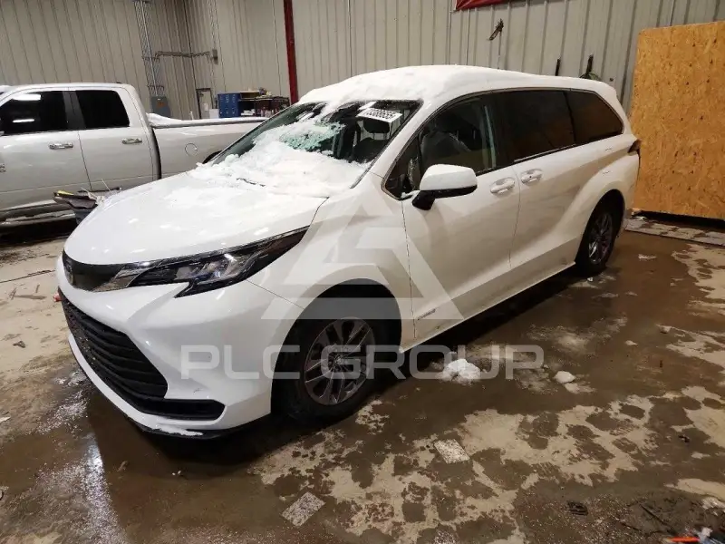 2021 Toyota SIENNA фото