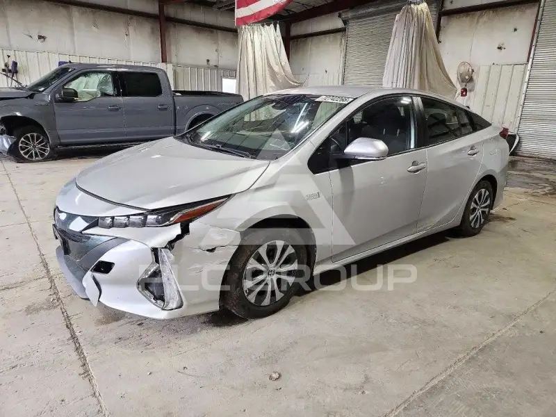 2021 Toyota PRIUS фото