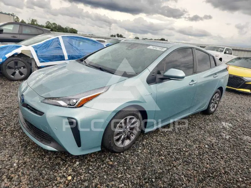 2021 Toyota PRIUS photo