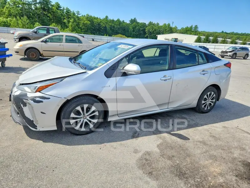 2021 Toyota PRIUS photo