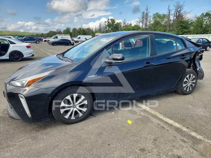 2021 Toyota PRIUS фото