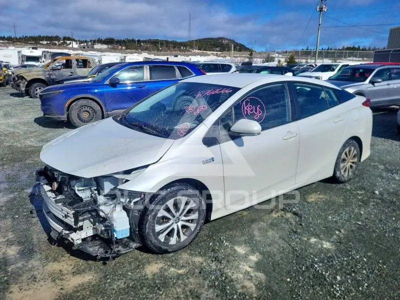 2021 Toyota PRIUS фото