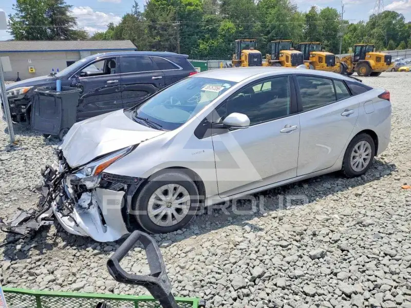2021 Toyota PRIUS photo