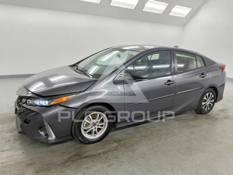 2021 Toyota PRIUS photo