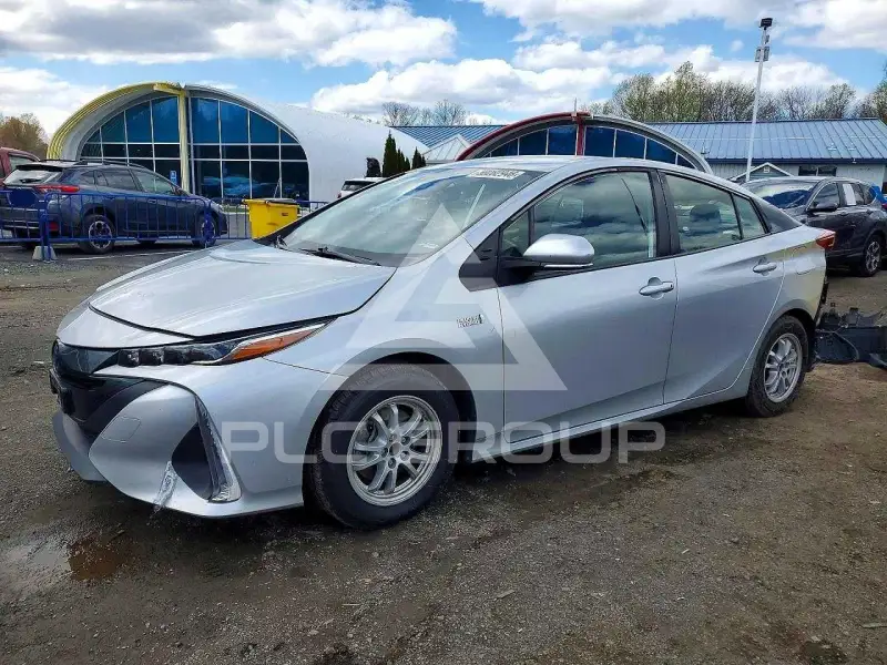 2021 Toyota PRIUS фото