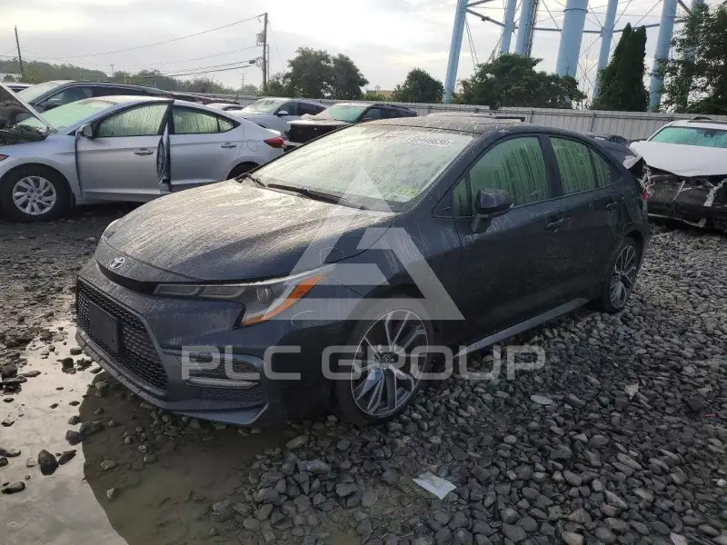 2021 Toyota COROLLA фото