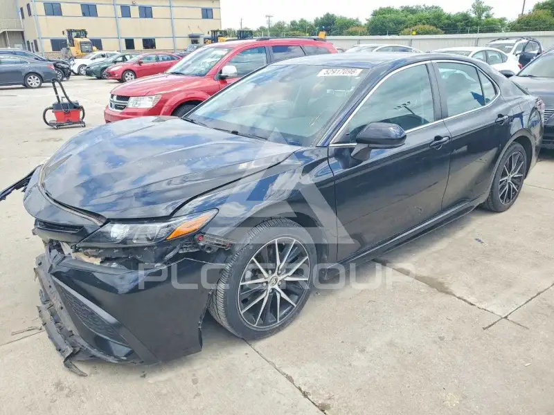 2021 Toyota CAMRY фото