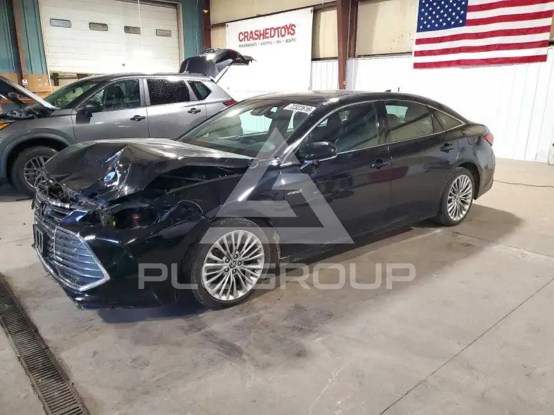 2021 Toyota AVALON photo