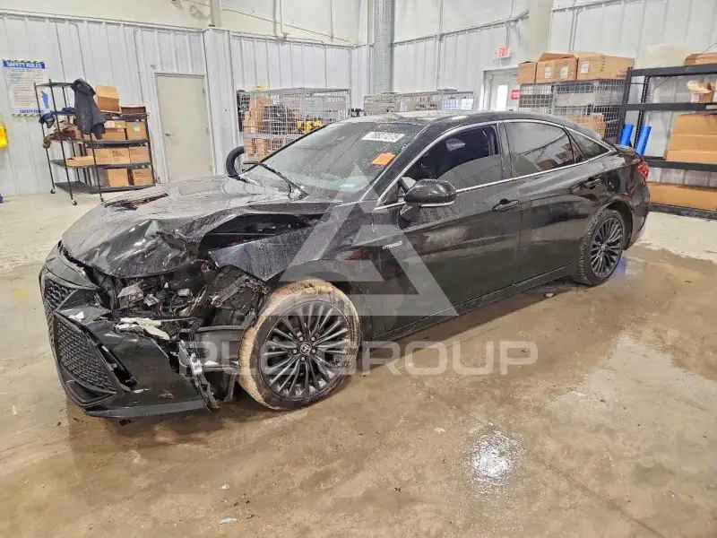 2021 Toyota AVALON фото
