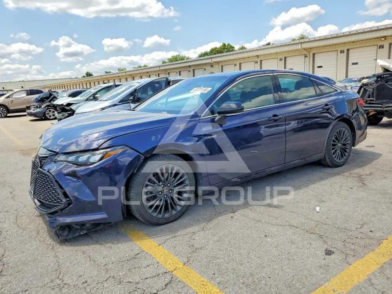 2021 Toyota AVALON фото
