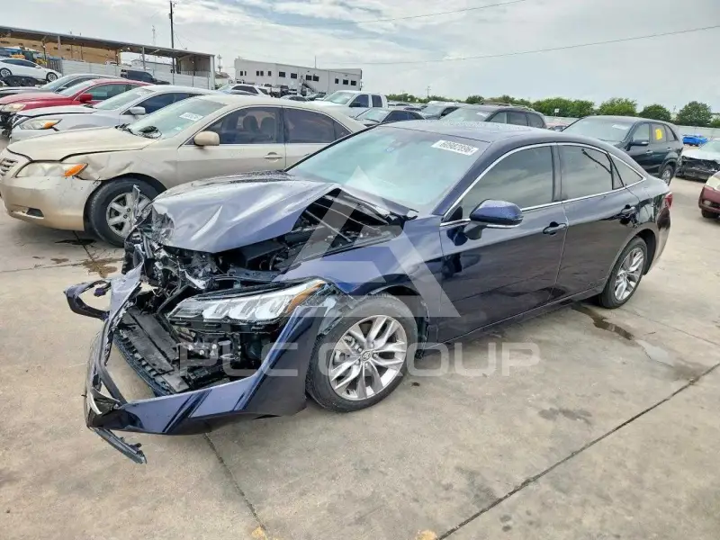 2021 Toyota AVALON photo