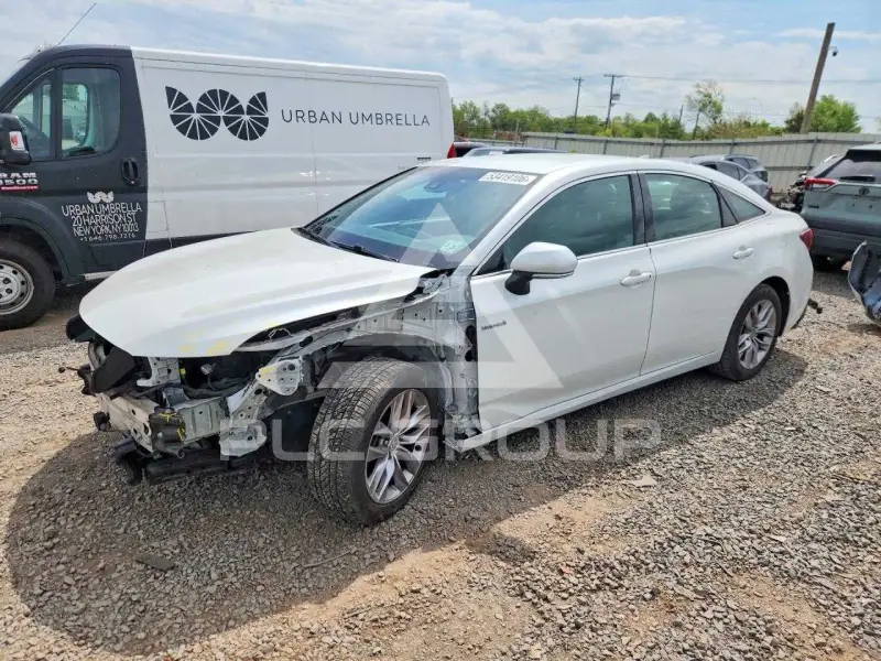 2021 Toyota AVALON фото